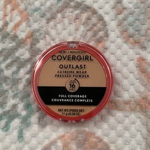 NEW Covergirl Outlast Extreme Wear Pressed Powder